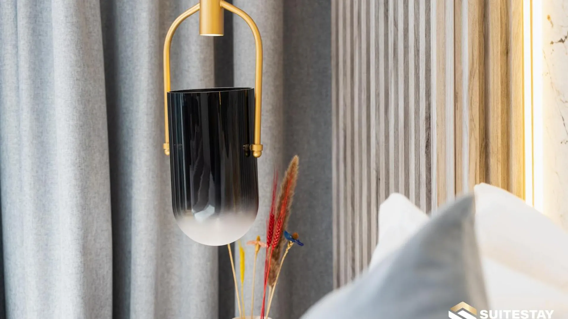 Ostay -Address Dubai Mall - The Residence